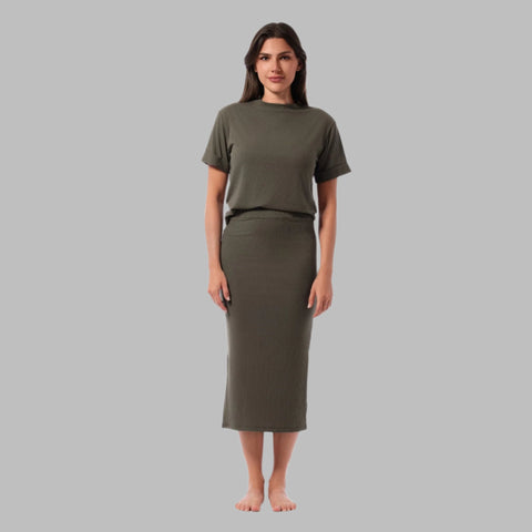 RILEY SIDE SLIT MIDI SKIRT